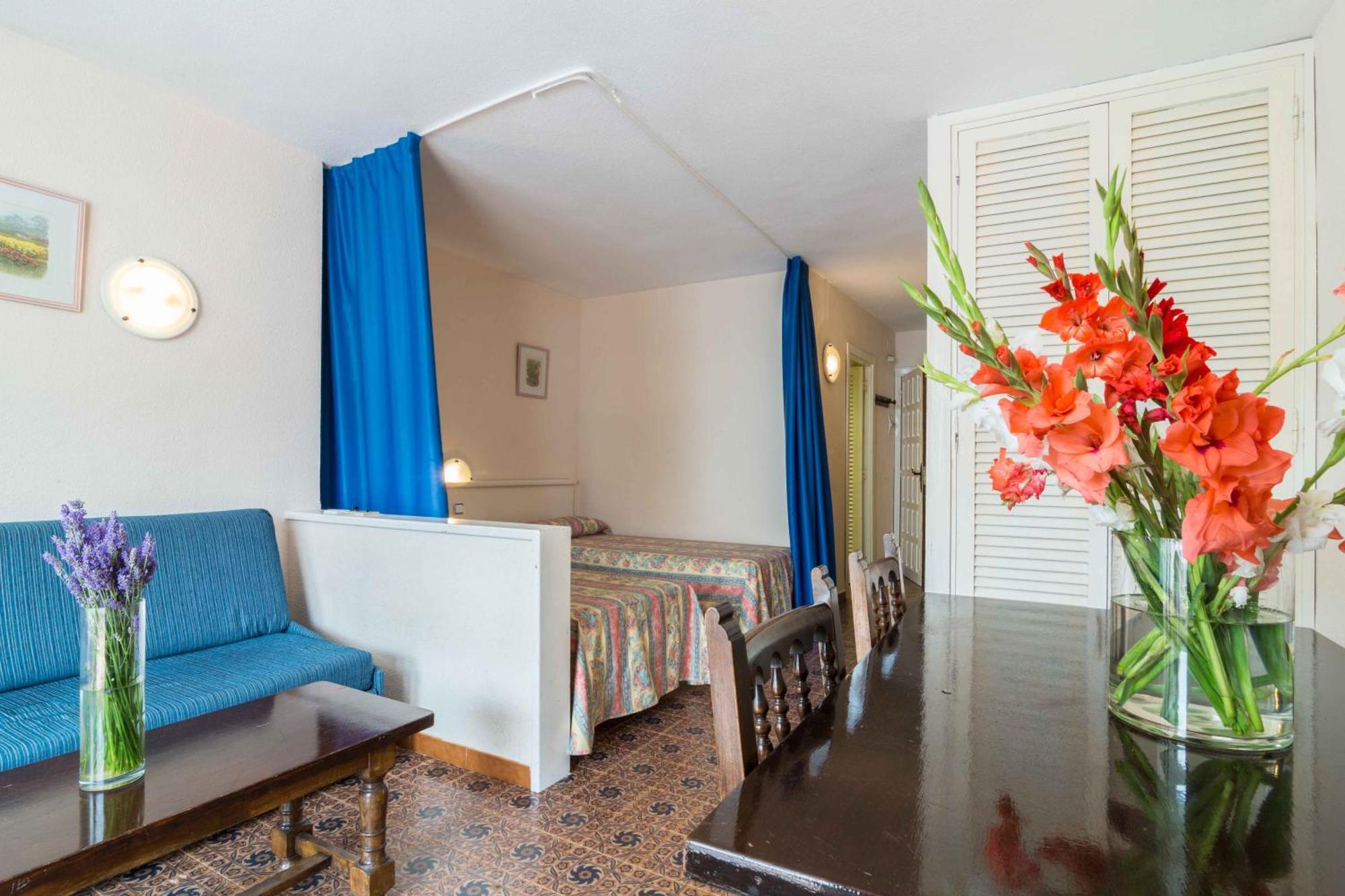 Apartamentos Complejo Eurhostal Alcossebre Exteriör bild